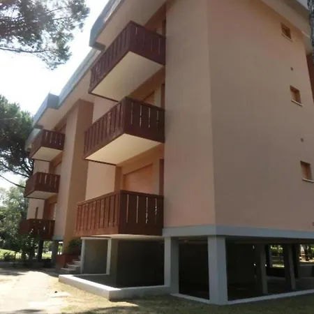 Spacious And Bright Flat Near The * Μπιμπιόνε