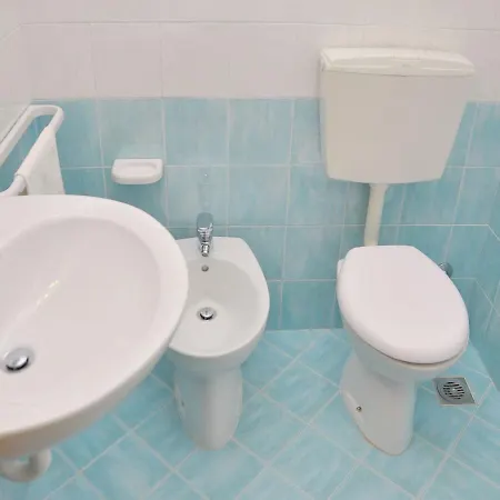 Spacious And Bright Flat Near The Apartmán Bibione
